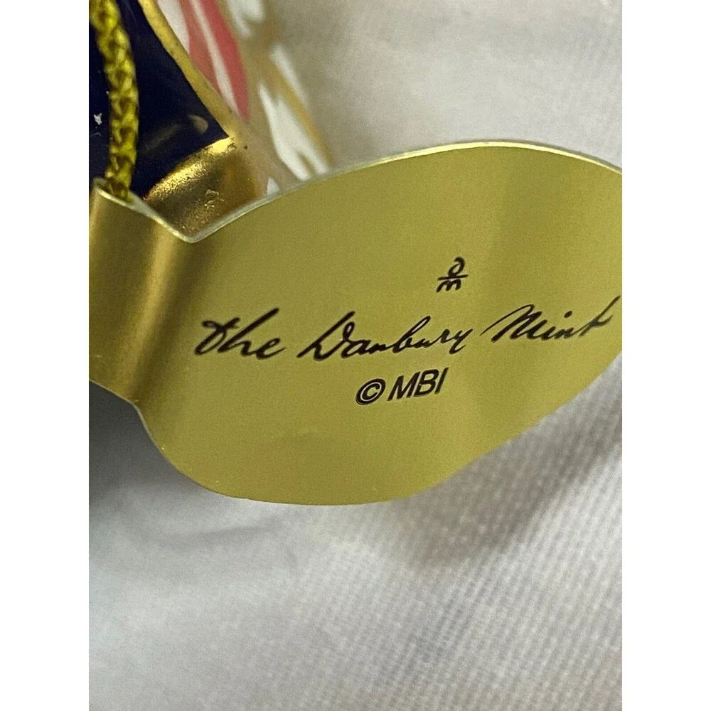 Danbury Mint Stars & Stripes Sleigh Santa's Midnight Ride 2011 Annual Ornament